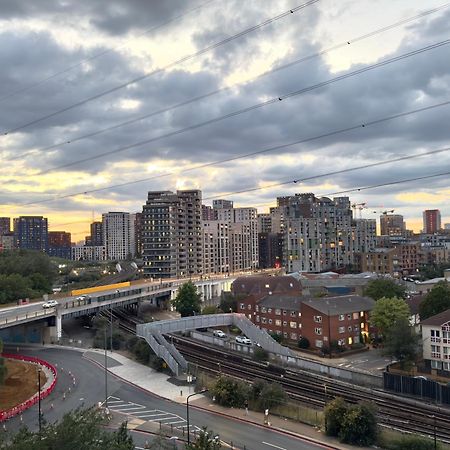 London Excel Cosy Apartment With Balcony & River View Close To O2 Arena, Cable Car, City Hall Kültér fotó